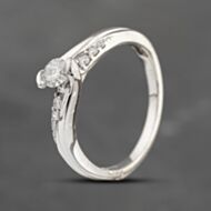 Pre-Owned 9ct White Gold 0.33ct Brilliant Cut Diamond Twist Ring 41383229