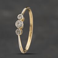 Pre-Owned Vintage Yellow Gold 0.20ct Diamond Rubover Set Three Stone Ring 41383339