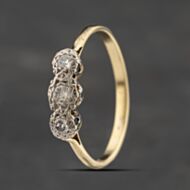 Pre-Owned Vintage Yellow Gold 0.20ct Diamond Three Stone Ring 41383341