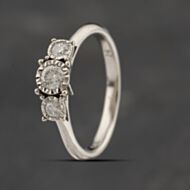 Pre-Owned 9ct White Gold 0.26ct Diamond Three Stone Ring 41383345