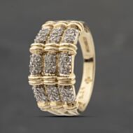 Pre-Owned 9ct Yellow Gold 0.25ct Brilliant Cut Diamond Three Row Ring 41383388