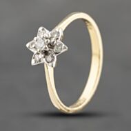 Pre-Owned 18ct Yellow Gold 0.17ct Brilliant Cut Diamond Flower Cluster Ring 41383556
