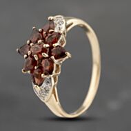 Pre-Owned 9ct Yellow Gold Garnet & Diamond Boat Shaped Cluster Ring 41383622