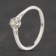 Pre-Owned 9ct White Gold 0.20ct Brilliant Cut Diamond Solitaire Ring 41383849
