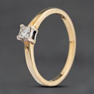 Pre-Owned 9ct Yellow Gold 0.15ct Princess Cut Diamond Solitaire Ring 41383930