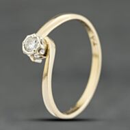 Pre-Owned 9ct Yellow Gold 0.08ct Brilliant Cut Diamond Solitaire Ring 41383945