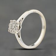 Pre-Owned 9ct White Gold 0.33ct Brilliant Cut Diamond Cluster Ring 41384212