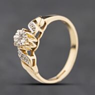 Second Hand 9ct Yellow Gold Diamond & Diamond Set Twist Shoulders Solitaire Ring 41384229