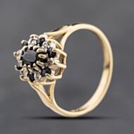 Pre-Owned 9ct Yellow Gold Sapphire & Diamond Oval Cluster Ring 41384274