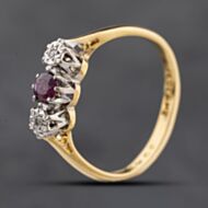 Pre-Owned Vintage Yellow Gold Pink Topaz & Diamond Three Stone Ring 41384283