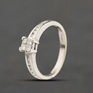 Pre-Owned 9ct White Gold 0.33ct Diamond Cluster Ring 41384466