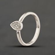 Pre-Owned 9ct White Gold 0.10ct Brilliant Cut Diamond Pear Shaped Cluster Ring 41384473