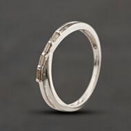 Pre-Owned 9ct White Gold Baguette Cut Diamond Crossover Ring 41384482