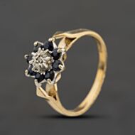 Pre-Owned 9ct Yellow Gold Sapphire & 0.01ct Diamond Flower Cluster Ring 41384512
