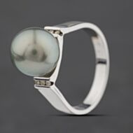 Pre-Owned 9ct White Gold Pearl & Diamond Dress Ring 41384602