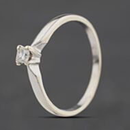 Pre-Owned 9ct White Gold 0.12ct Square Cut Diamond Solitaire Ring 41384608
