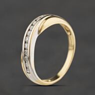 Pre-Owned 9ct Yellow Gold 0.25ct Brilliant Cut Diamond Crossover Half Eternity Ring 41384654