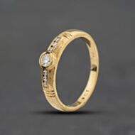 Pre-Owned Yellow Gold Diamond Rubover Shoulder Set Solitaire Ring 41384792
