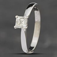 Pre-Owned Platinum 0.45ct Princess Cut Solitaire Ring 41481055