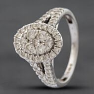 Pre-Owned 9ct White Gold 1.00ct Brilliant Cut Diamond Oval Cluster Ring 41481090