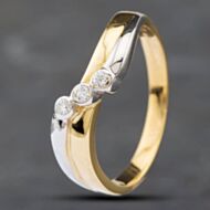 Pre-Owned 18ct Two Colour Gold Brilliant Cut Diamond Three Stone Crossover Ring 41481316