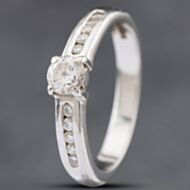 Pre-Owned Platinum Diamond Shoulder Set Solitaire Ring 41481497
