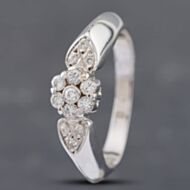 Pre-Owned 18ct White Gold Brilliant Cut Diamond Heart Shaped Shoulders Cluster Ring 41481539