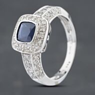 Pre-Owned 18ct White Gold Sapphire & Diamond Cluster Ring 41481604