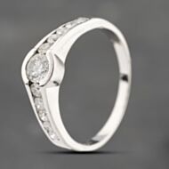 Pre-Owned 18ct White Gold 0.50ct Brilliant Cut Diamond Shoulder Set Solitaire Ring 41481711