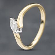 Pre-Owned 18ct Yellow Gold Marquise Cut Diamond Solitaire Ring 41481727