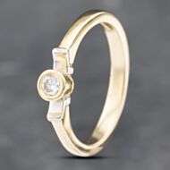 Pre-Owned 18ct Two Colour Gold Brilliant Cut Diamond Solitaire Ring 41481799