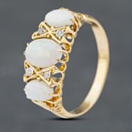 Pre-Owned Vintage Yellow Gold Opal & Diamond Seven Stone Ring 41481821