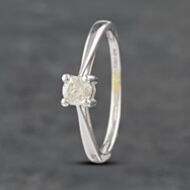 Pre-Owned 18ct White Gold 0.25ct Brilliant Cut Diamond Four Claw Solitaire Ring 41481870