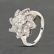 Pre-Owned 14ct White Gold 1.36ct Diamond Flower Cluster Ring 41481908