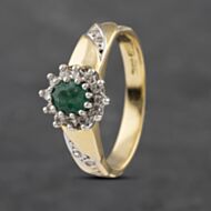 Pre-Owned 18ct Yellow Gold Emerald & 0.15ct Brilliant Cut Diamond Cluster Ring 41481933