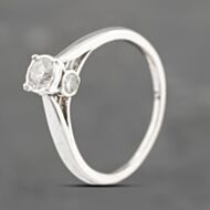 Pre-Owned 9ct White Gold 0.38ct Brilliant Cut Diamond Solitaire Ring 41482085