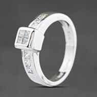Pre-Owned 14ct White Gold Diamond Rubover Shoulder Set Four Stone Ring 41482153