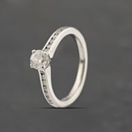 Pre-Owned Platinum Certificated 0.36ct Brilliant Cut Diamond Shoulder Set Solitaire Ring 41482180
