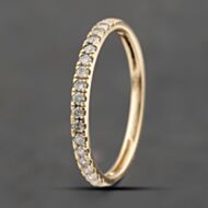 Pre-Owned 18ct Yellow Gold 1.00ct Brilliant Cut Diamond Cushion Shape Bridal Set Ring 41482192