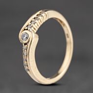 Pre-Owned 18ct Yellow Gold 0.15ct Brilliant Cut Diamond Twist Dress Ring 41482343