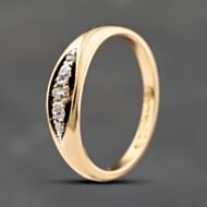 Pre-Owned 9ct Yellow Gold 0.14ct Brilliant Cut Diamond Five Stone Ring 41482355