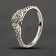 Pre-Owned 18ct White Gold 0.44ct Brilliant Cut Diamond Shoulder Set Three Stone Ring 41482361