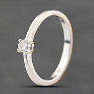 Pre-Owned 18ct White Gold 0.10ct Brilliant Cut Diamond Solitaire Ring 41482398