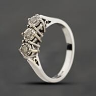 Pre-Owned 9ct White Gold 0.21ct Brilliant Cut Diamond Three Stone Ring 41482481