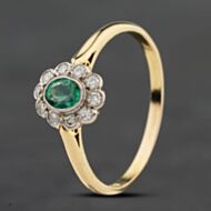 Pre-Owned 9ct Yellow Gold Emerald & 0.20ct Brilliant Cut Diamond Oval Cluster Ring 41482515