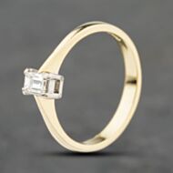 Pre-Owned 18ct Yellow Gold 0.25ct Baguette Cut Diamond Solitaire Ring 41482563
