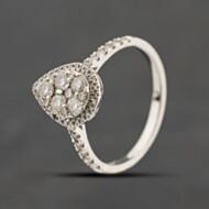 Pre-Owned 18ct White Gold 1.00ct Brilliant Cut Diamond Pear Shape Cluster Ring 41482772