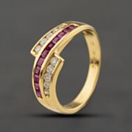 Pre-Owned 18ct Yellow Gold Ruby & 0.20ct Brilliant Cut Diamond Crossover Ring 41482807