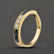 Pre-Owned 18ct Yellow Gold Sapphire & 0.25ct Brilliant Cut Diamond Half Eternity Ring 41482808