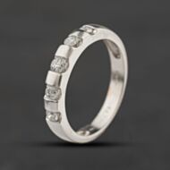 Pre-Owned 18ct White Gold 0.33ct Brilliant Cut Diamond Five Stone Ring 41482939
